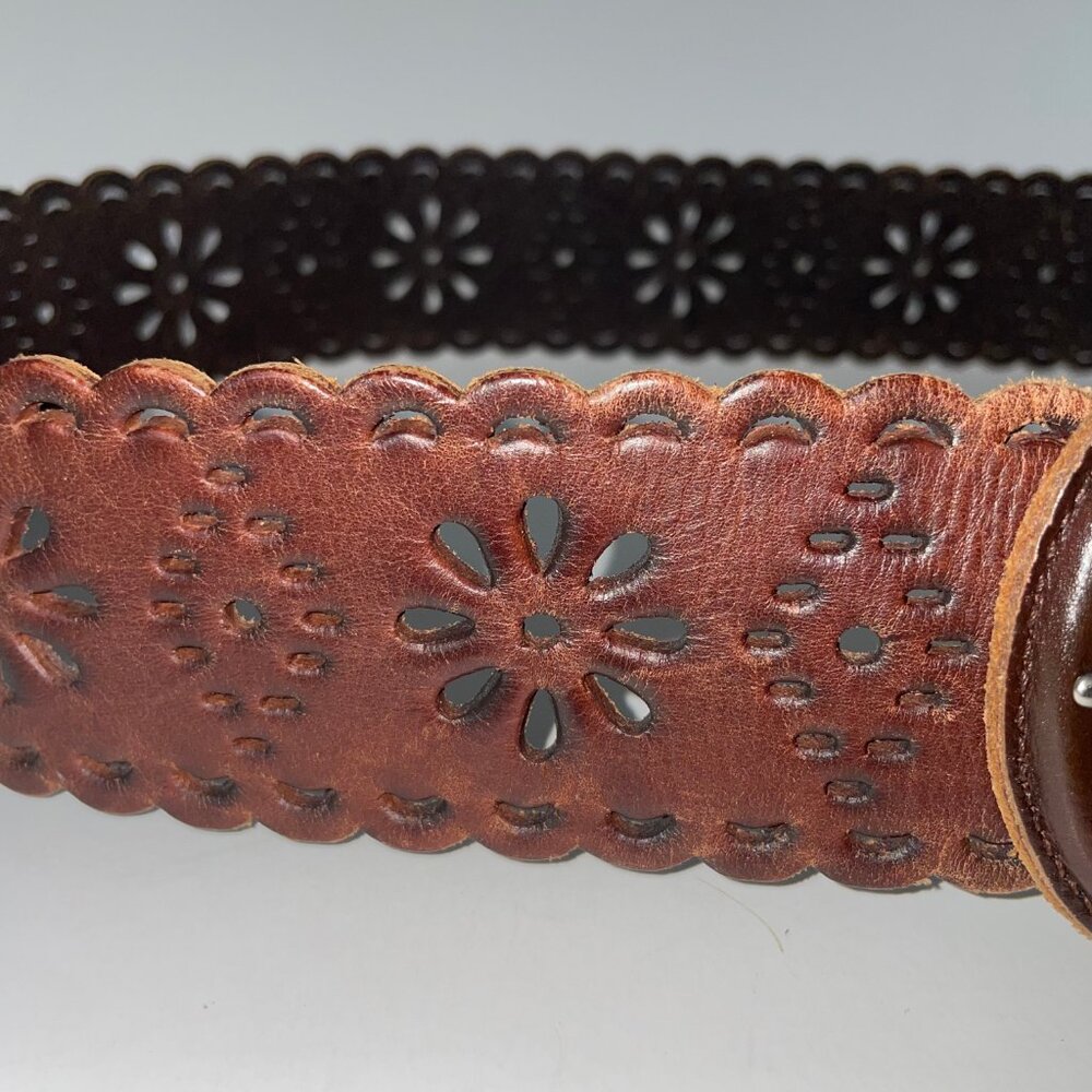 Via Spiga Brown Leather Belt Boho Cut-Out Design Size L Hippie Boho - Picture 2 of 8